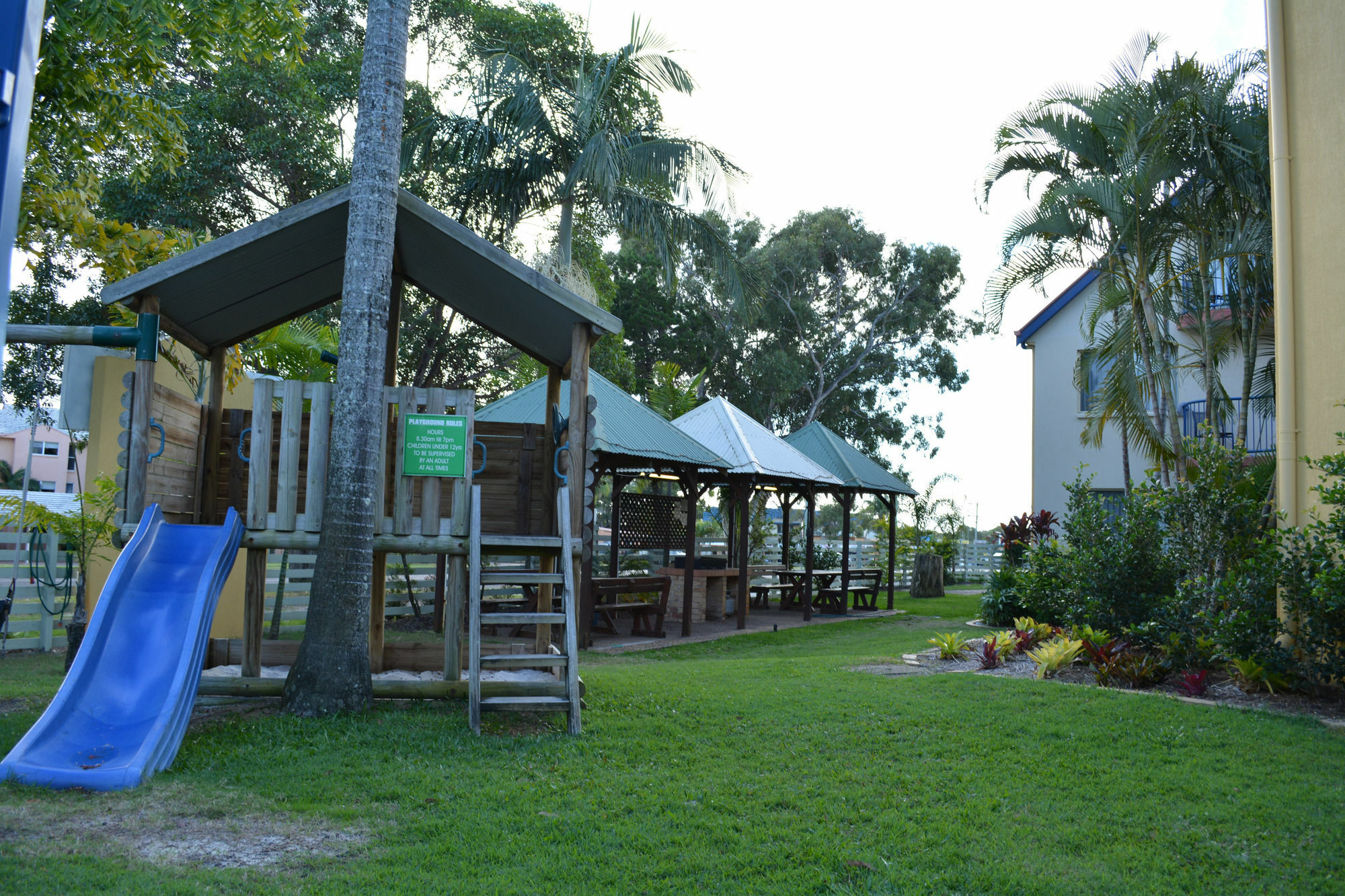 Rainbow Getaway Holiday Apartments Rainbow Beach Exterior foto